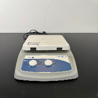 VWR Hotplate/Stirrer image 0